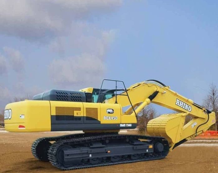 REX450 Excavadora