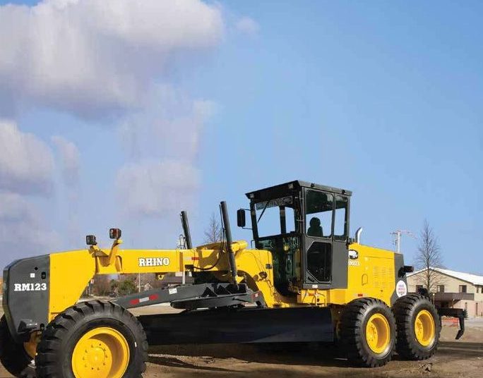 RM123 Motoniveladora